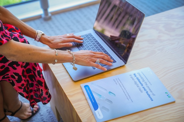 Data booklet-laptop-small