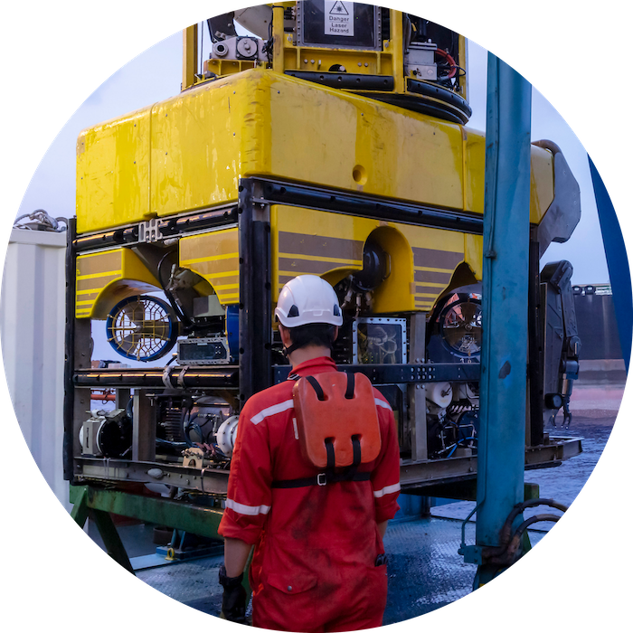 Aize technician with ROV
